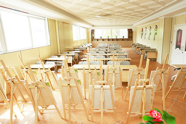 �����¶�������ѧУ