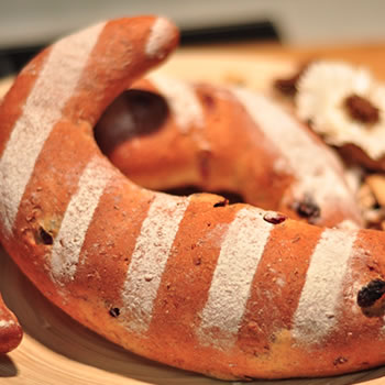 �����¶�������ѧУ ̨����ŷ��ϵ��