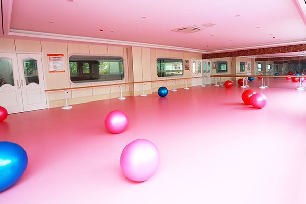 �����¶�������ѧУ