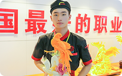 ��ɫ�γ�ģ��